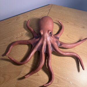 Realistic Octopus Learning Toy - Brown